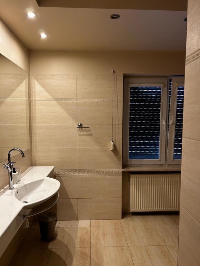 Beigeroom Varşovia Exterior foto